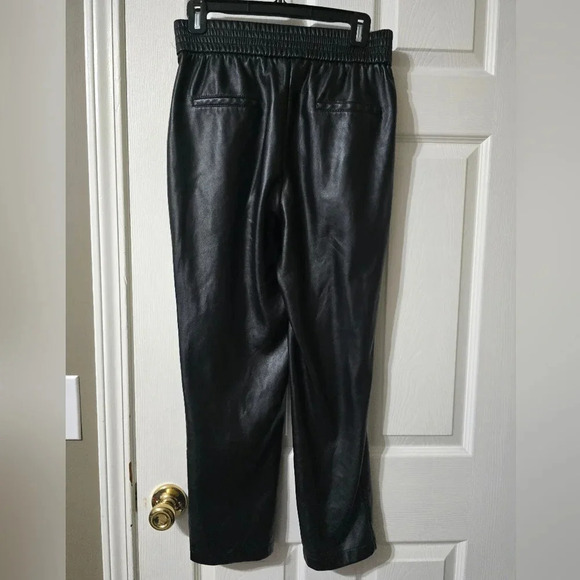 Maison de Amélie Faux Leather Straight-Leg Pull-On Pants, Leg Seam, Sz 6, EUC! - Picture 7 of 12
